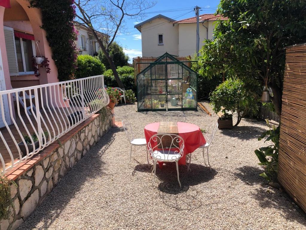 Rez De Jardin Villa Cagnes Sur Mer. Exteriör bild